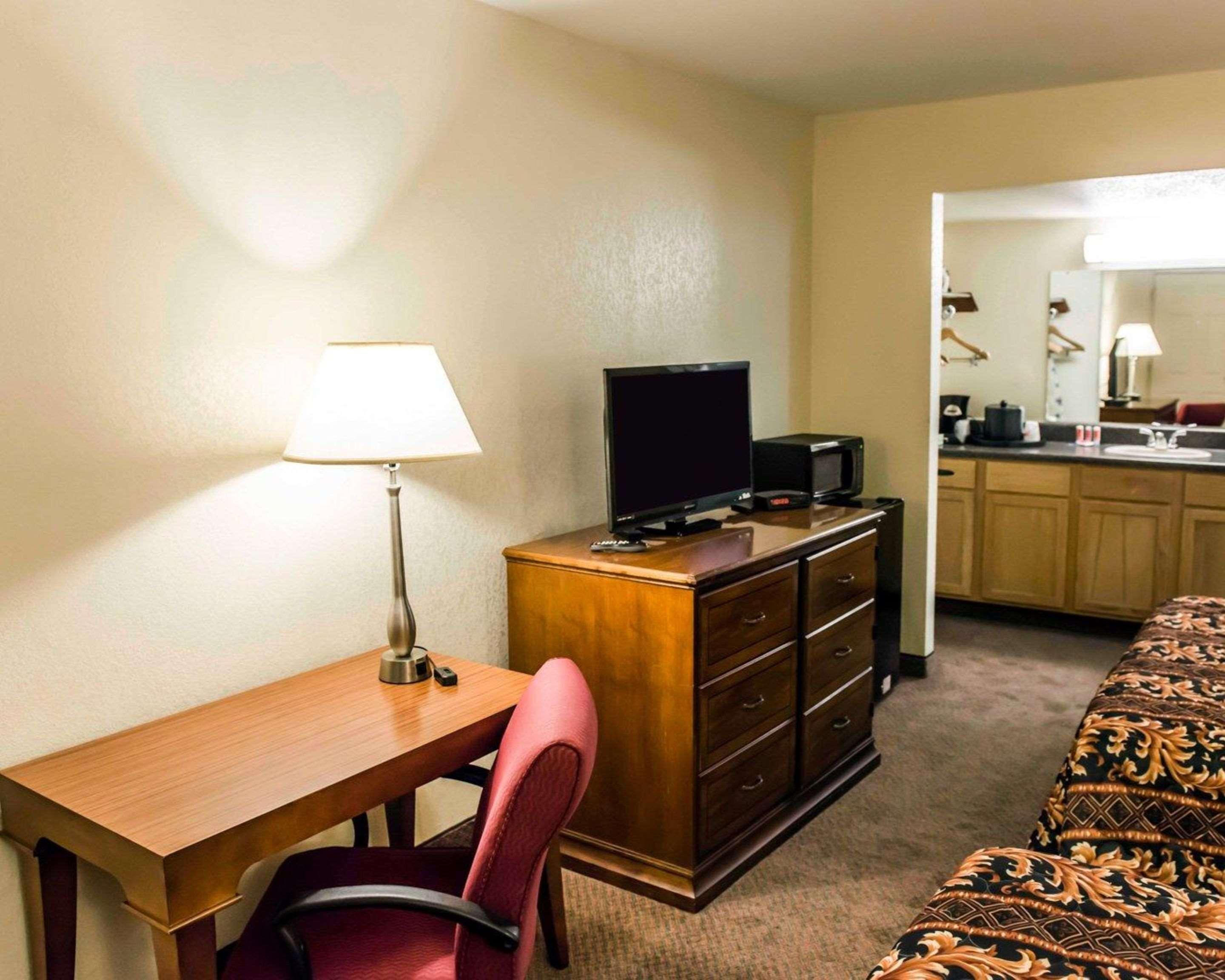 อีโคโน ลอดจ์ Hotel เพอร์รี ภายนอก รูปภาพ