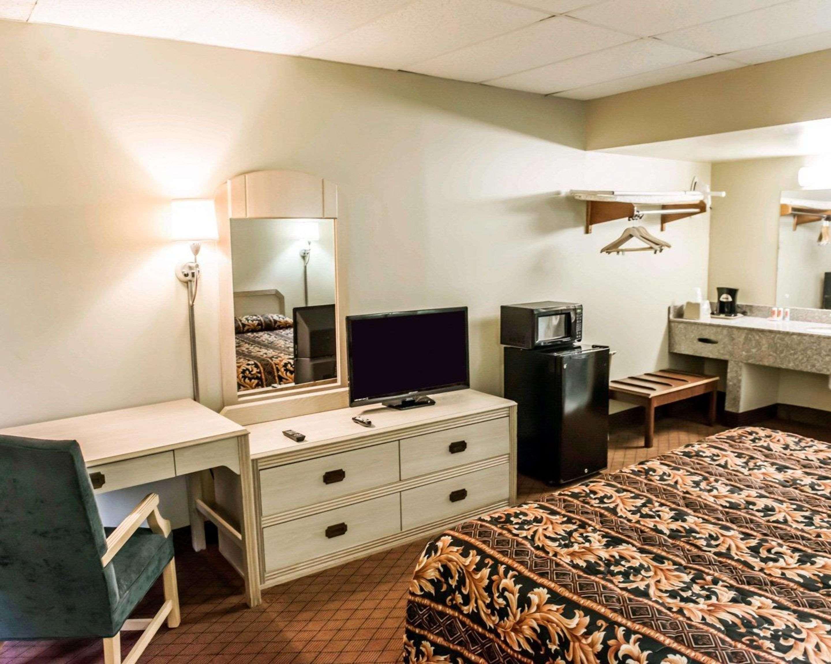 อีโคโน ลอดจ์ Hotel เพอร์รี ภายนอก รูปภาพ