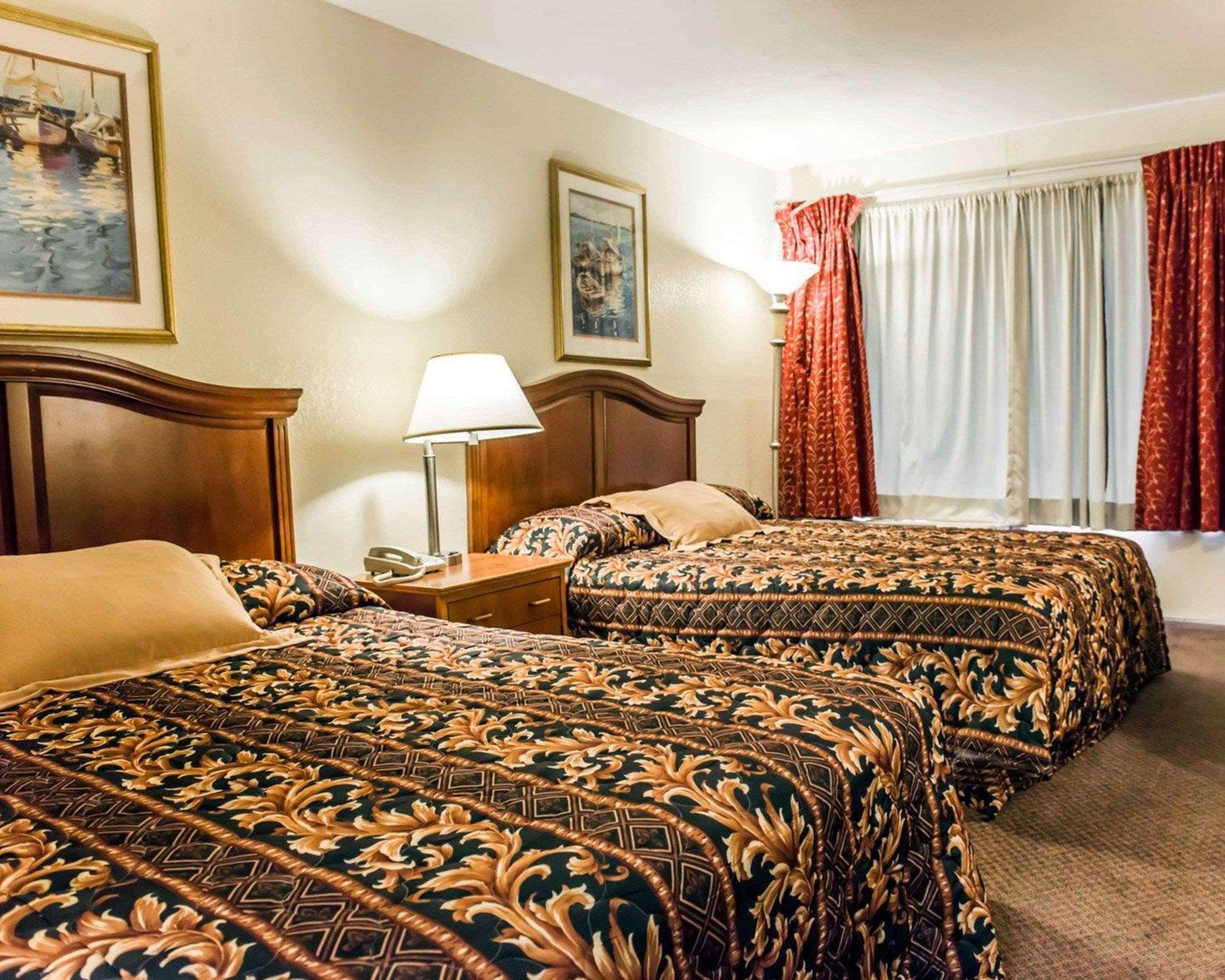 อีโคโน ลอดจ์ Hotel เพอร์รี ภายนอก รูปภาพ
