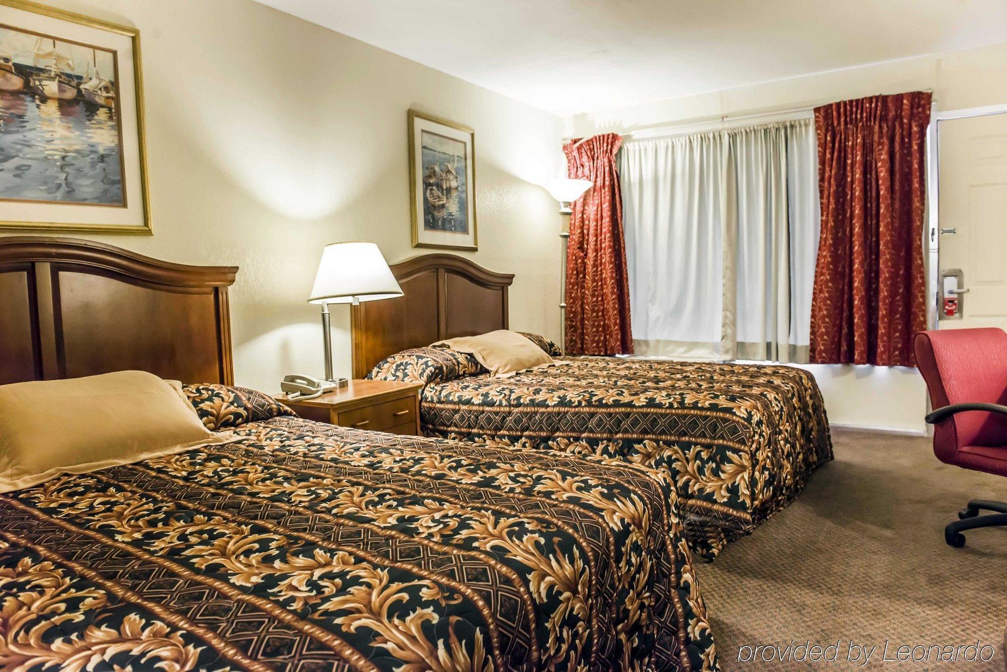 อีโคโน ลอดจ์ Hotel เพอร์รี ภายนอก รูปภาพ
